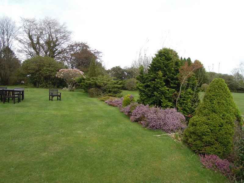 {short description of image}