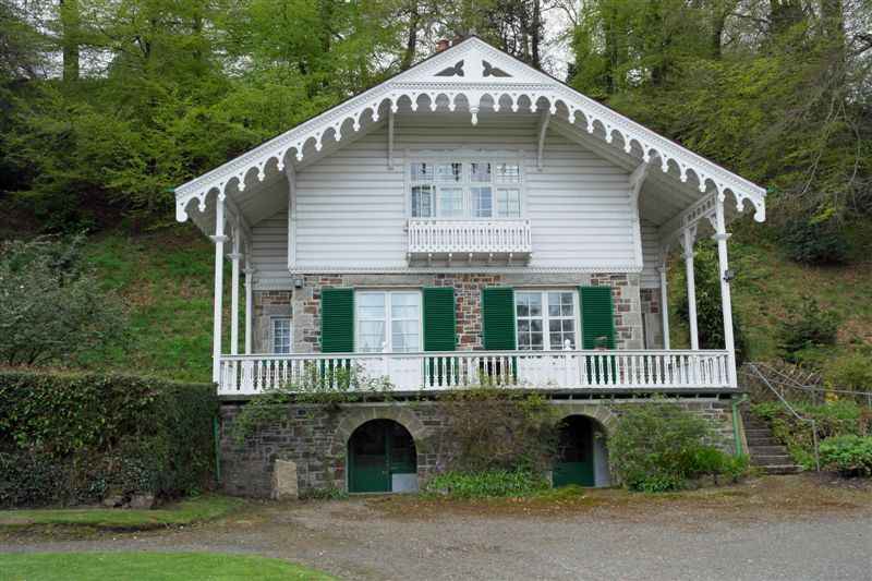 {short description of image}