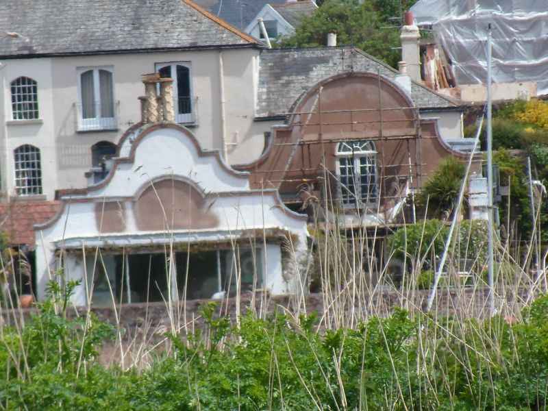 {short description of image}