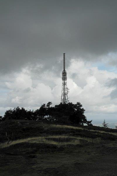 {short description of image}