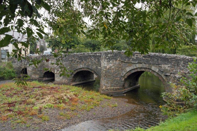 {short description of image}