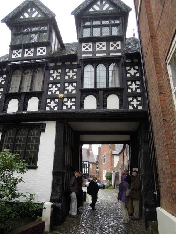 {short description of image}