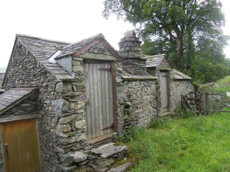 {short description of image}