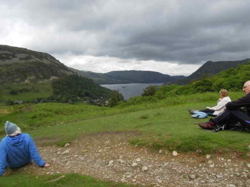 {short description of image}