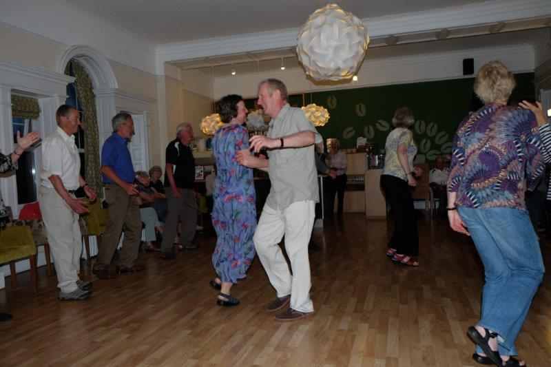 {short description of image}