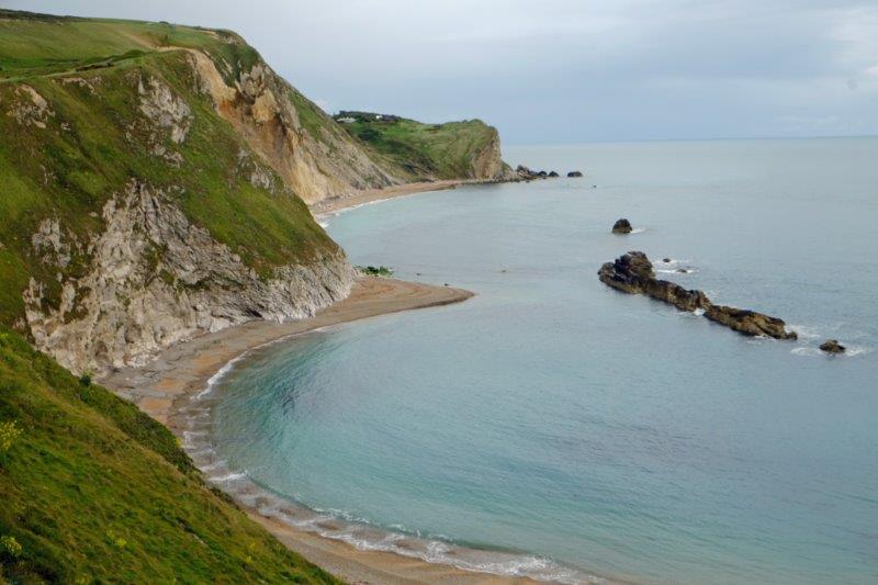 {short description of image}