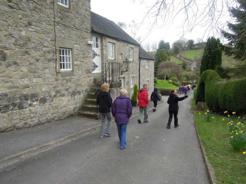 {short description of image}