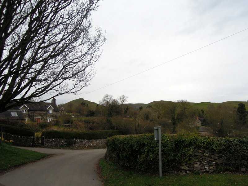 {short description of image}