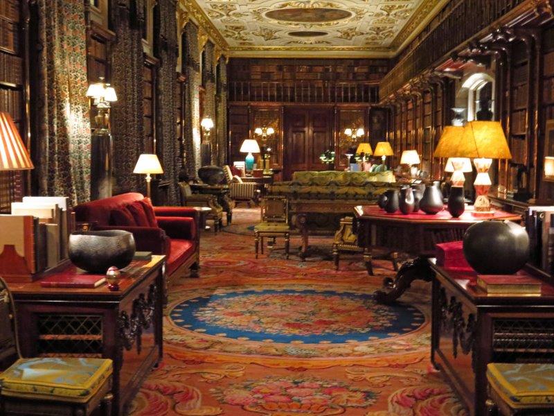 {short description of image}