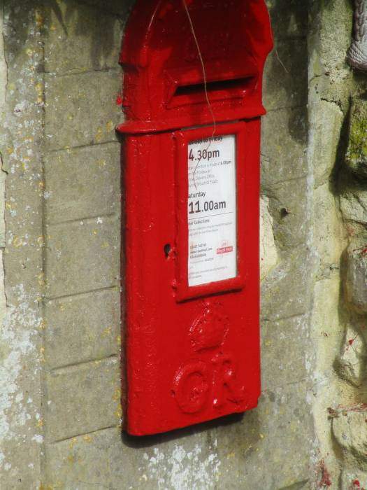 A King George letter box