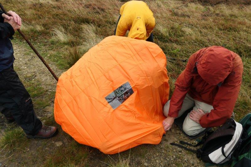 But not for Di as she takes shelter with her injured shoulder (and Rosemary)