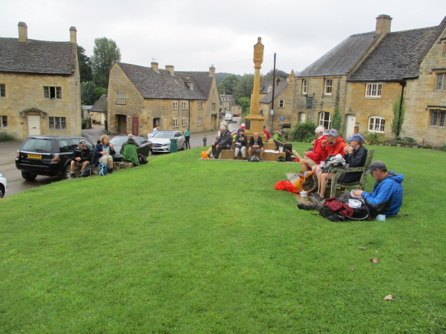 Lunch in Guiting Power