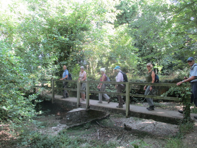 Leaving the Thames Path