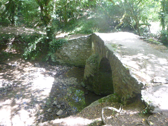 Sturt Bridge (Roman) but with very little water